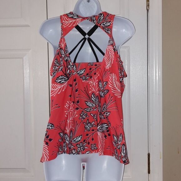Yonique 2 pc tank and bikini top Sz L NWT - Picture 5 of 10